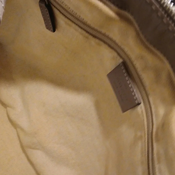 Gucci Sukey Handbag GG logos - Picture 11 of 15